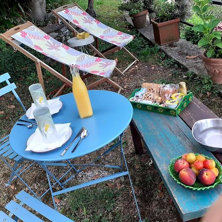B&B I Glicini Vescina Bagian luar foto