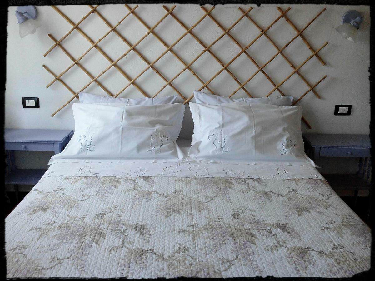 B&B I Glicini Vescina Bagian luar foto