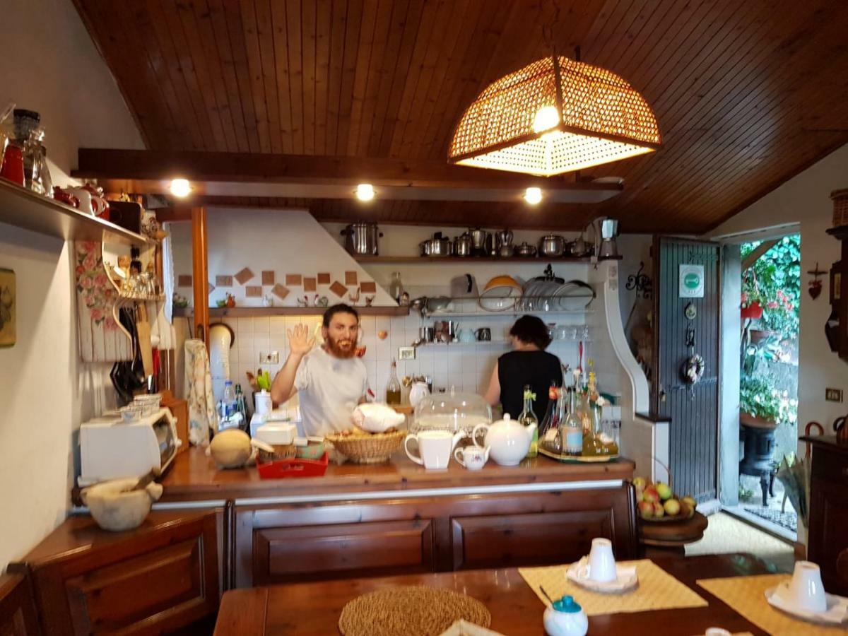 B&B I Glicini Vescina Bagian luar foto